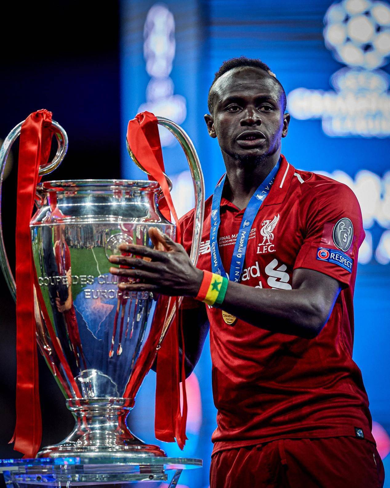 开云体育下载-清晨体能课后，利物浦官宣签约备战法国杯，压力陡增，训练强度明显提升(情绪管理慕课考试答案)